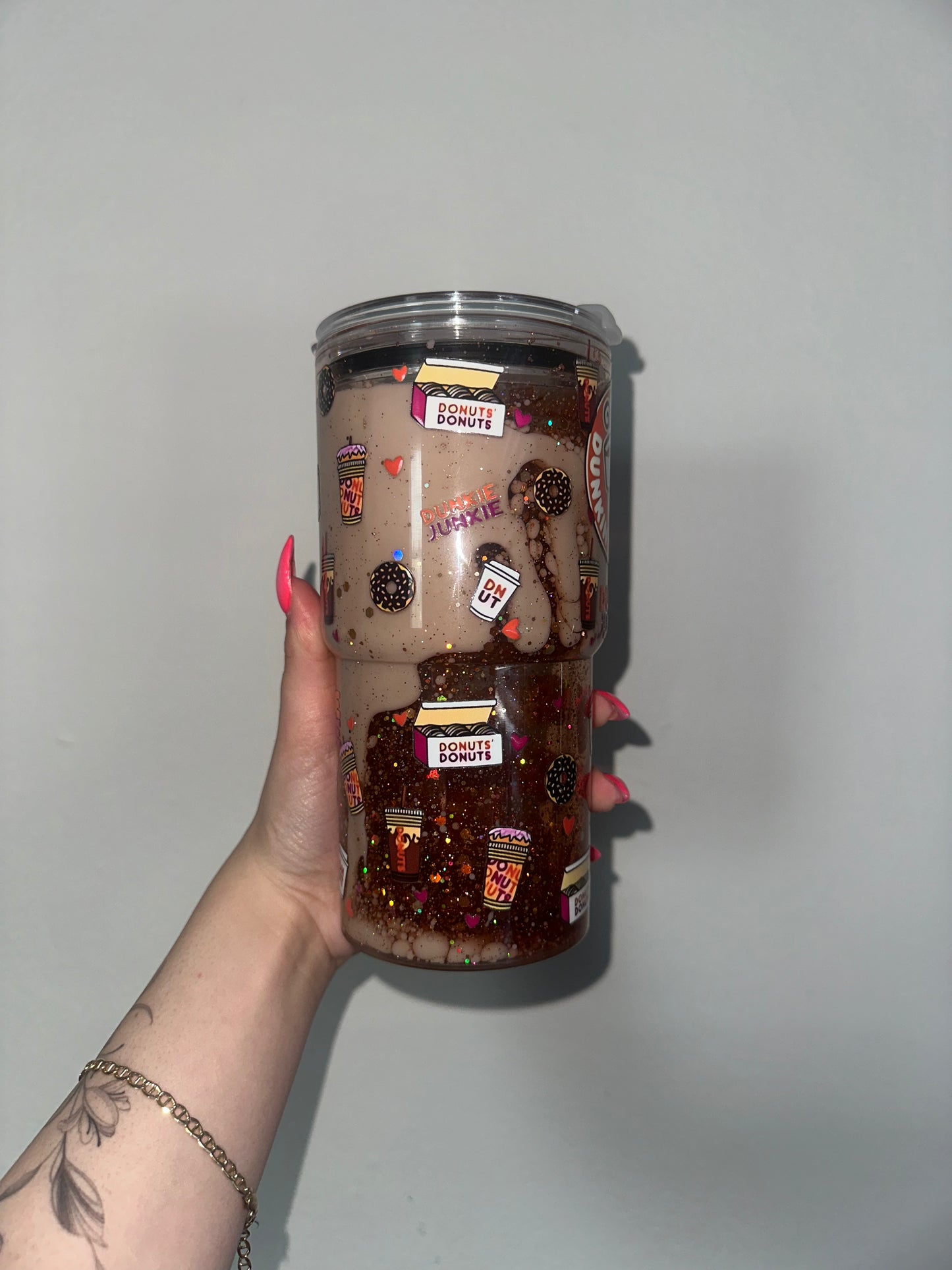18oz DD acrylic snowglobe